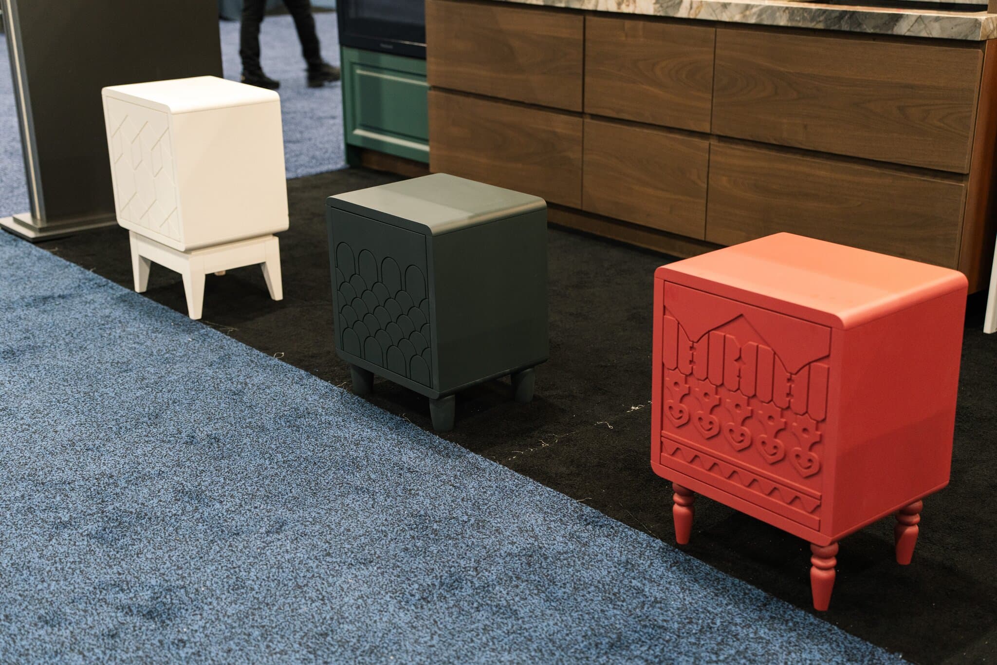 Exhibition bedside table design 6