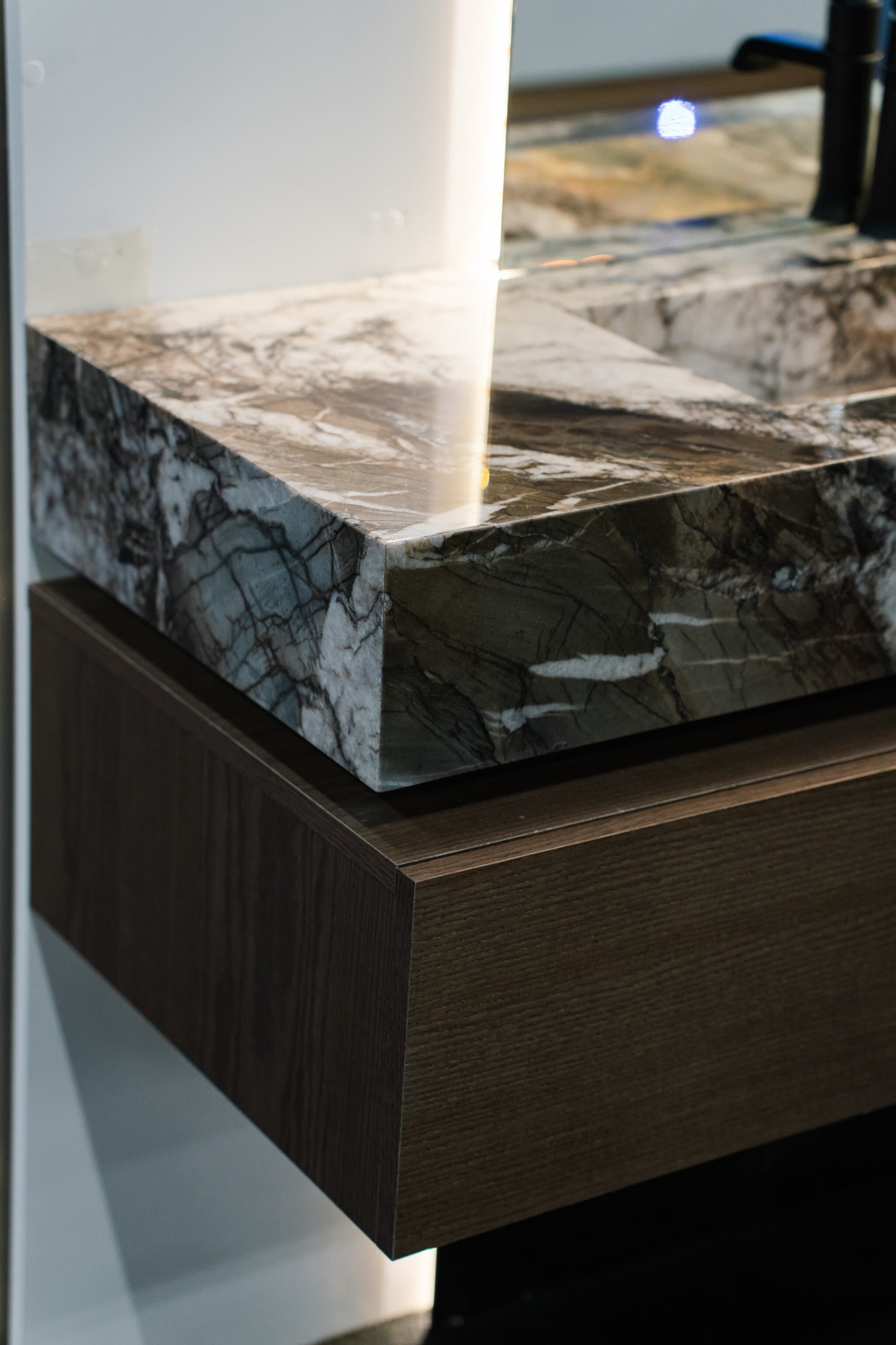 Exhibition sink cabinet design 3