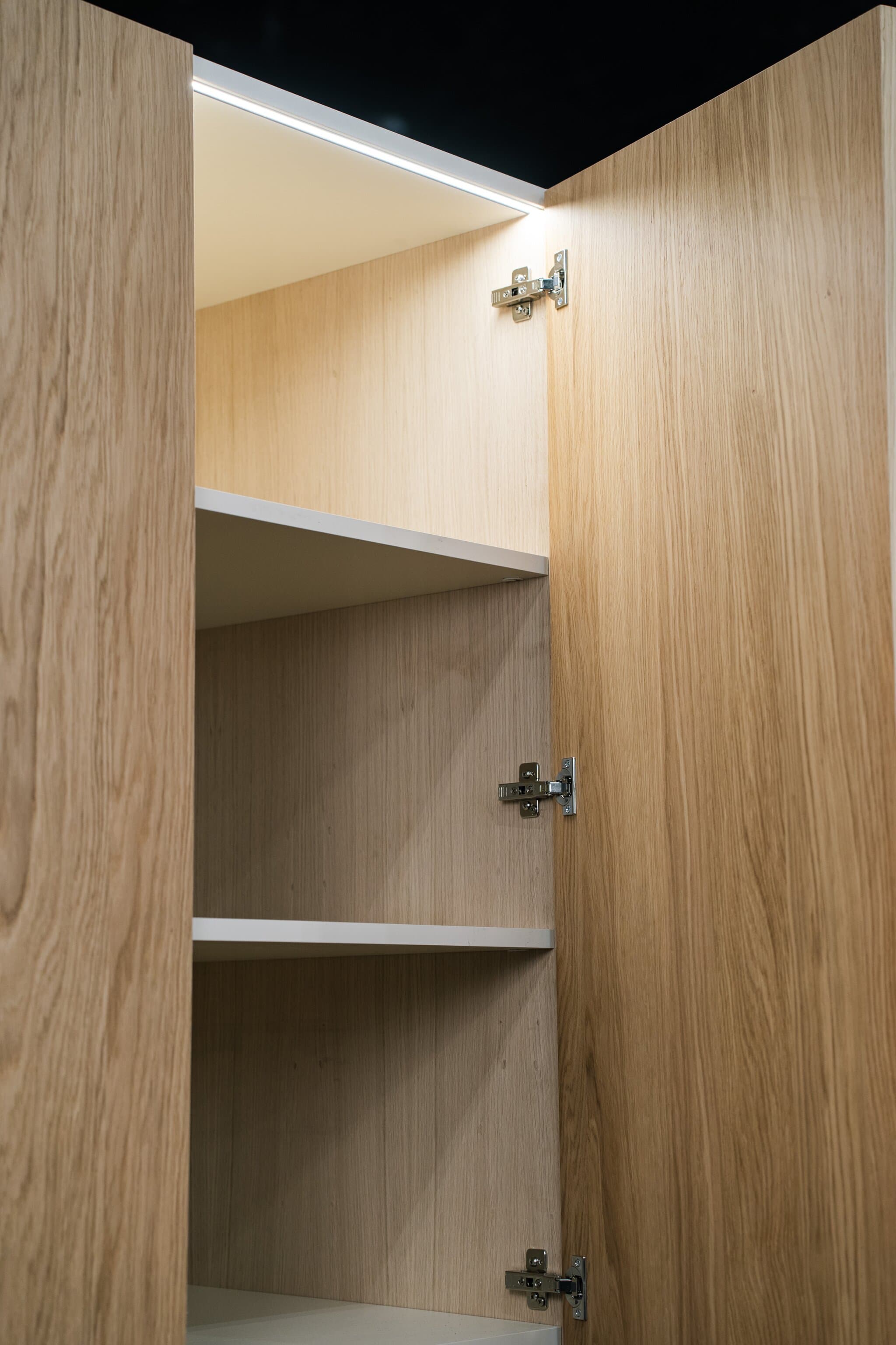 Exhibition wardrobe design 6